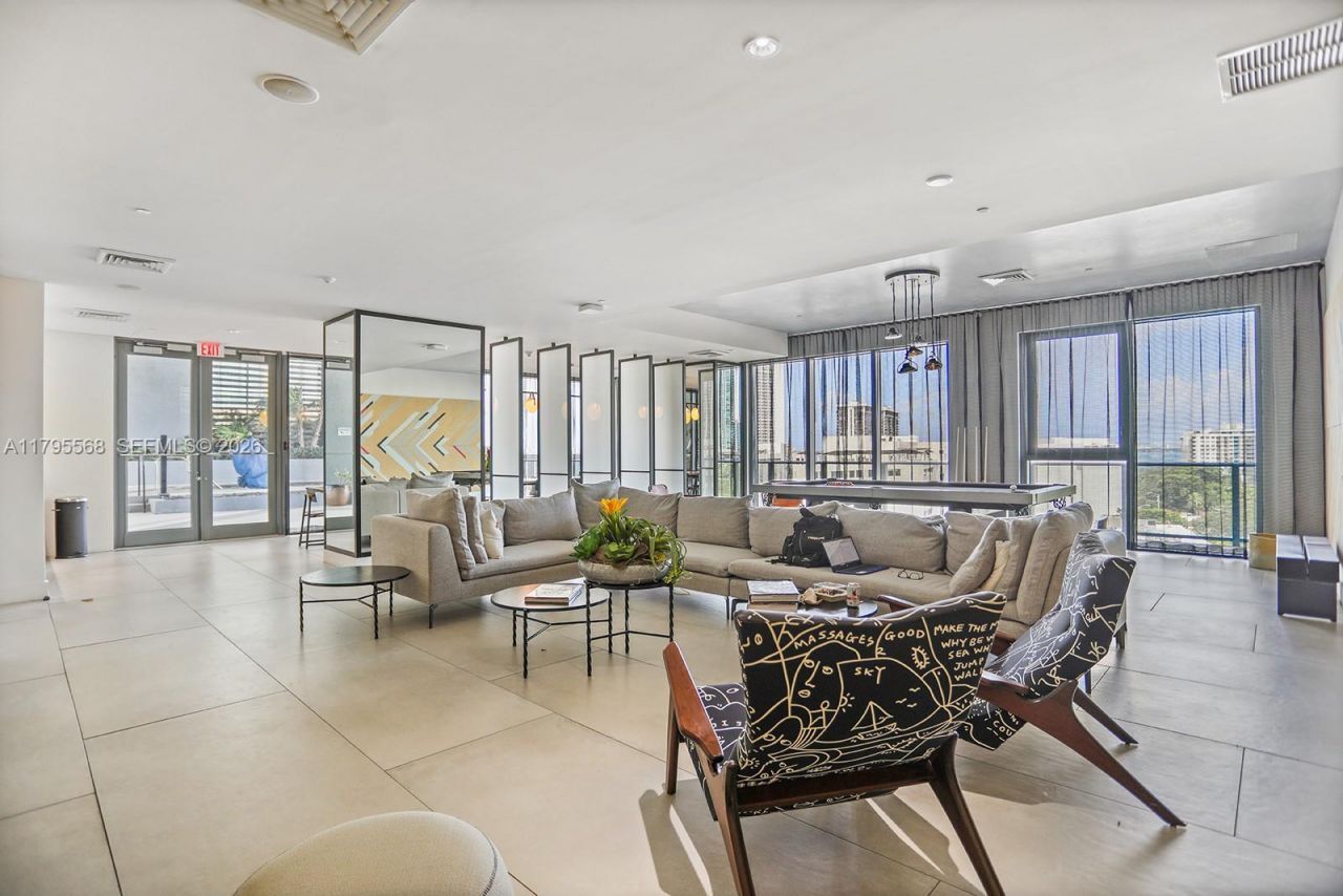 121 NE 34th St, Unit L601, Miami, FL 33137 Photo