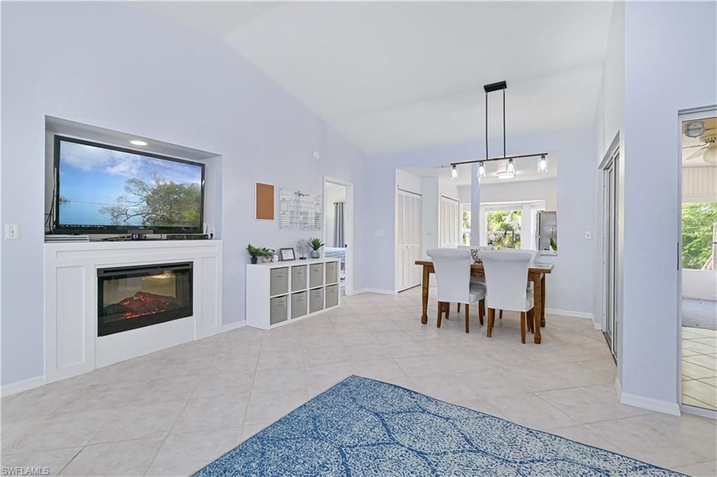 6088 Waterway Bay Dr, Fort Myers, FL 33908 Photo