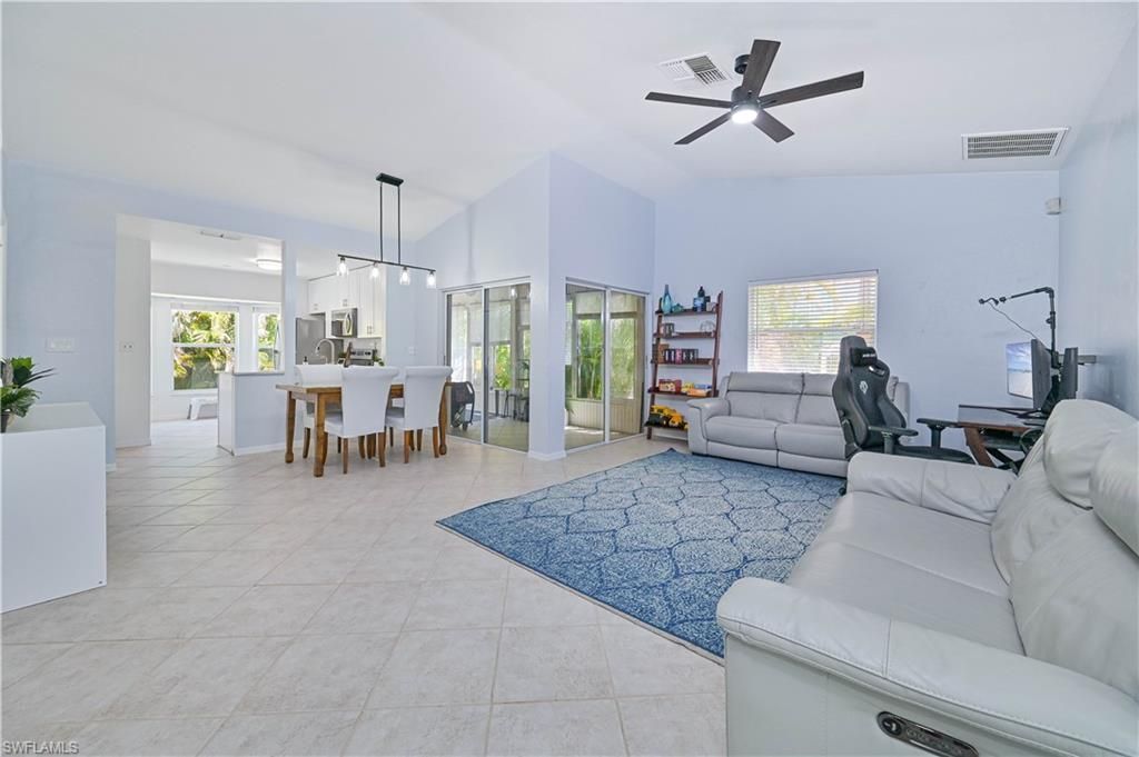 6088 Waterway Bay Dr, Fort Myers, FL 33908 Photo