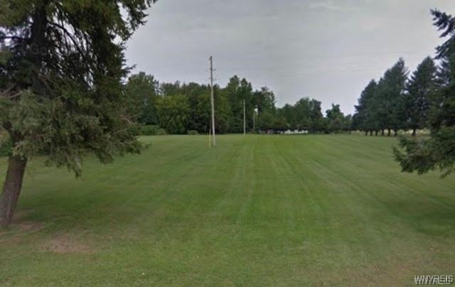 1409 Breeze Way, Newfane, NY 14108 Main Photo