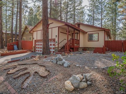 1180 Tokochi Street, South Lake Tahoe, CA 96150 Photo
