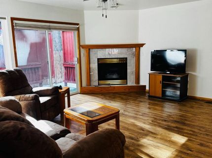 1180 Tokochi Street, South Lake Tahoe, CA 96150 Photo