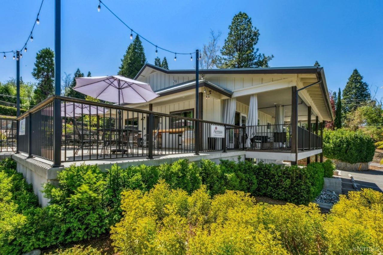 2875 Larsen Drive, Camino, CA 95709 Photo