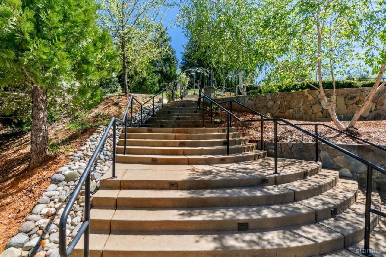 2875 Larsen Drive, Camino, CA 95709 Photo