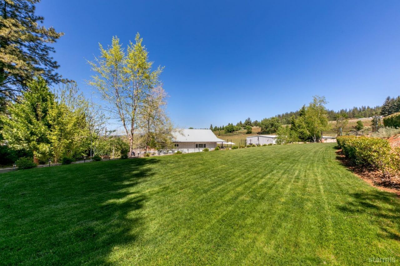 2875 Larsen Drive, Camino, CA 95709 Photo