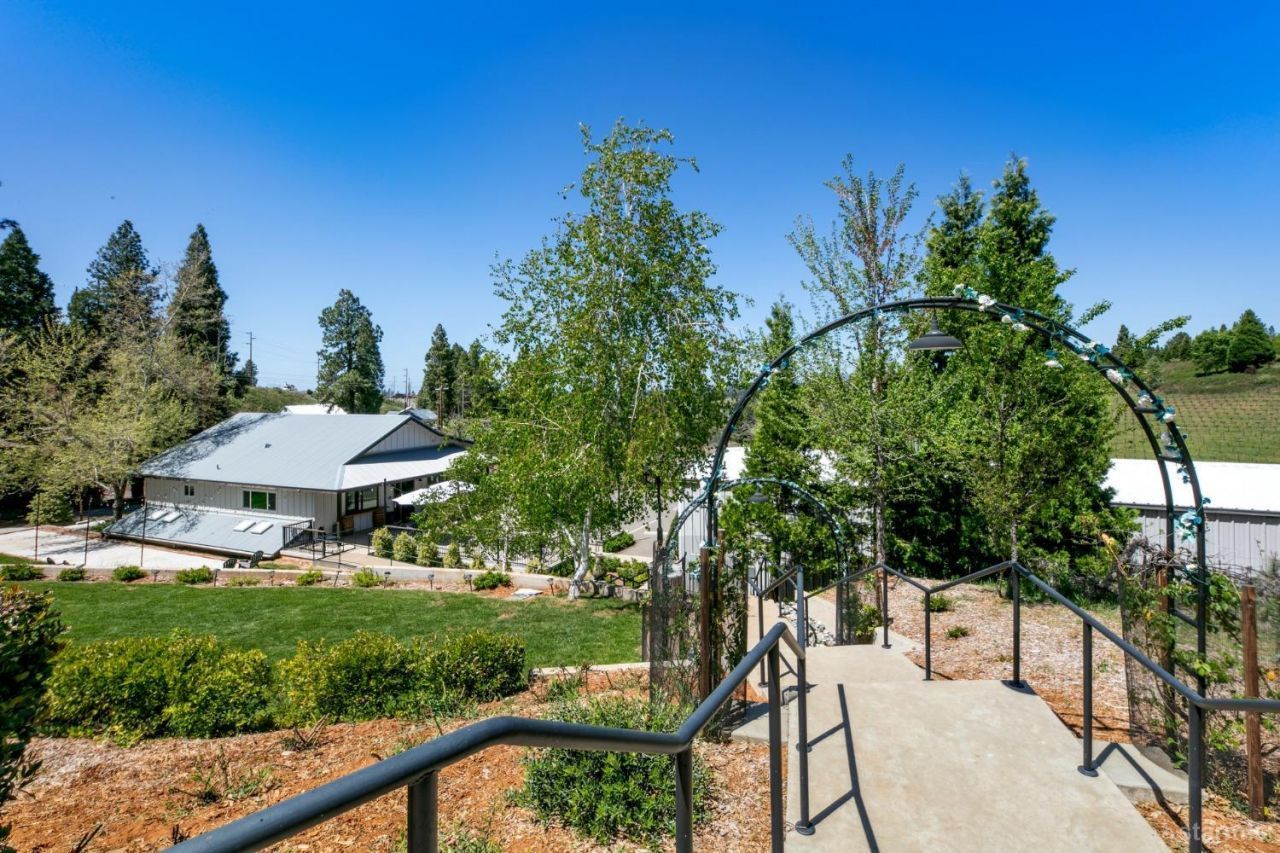 2875 Larsen Drive, Camino, CA 95709 Photo