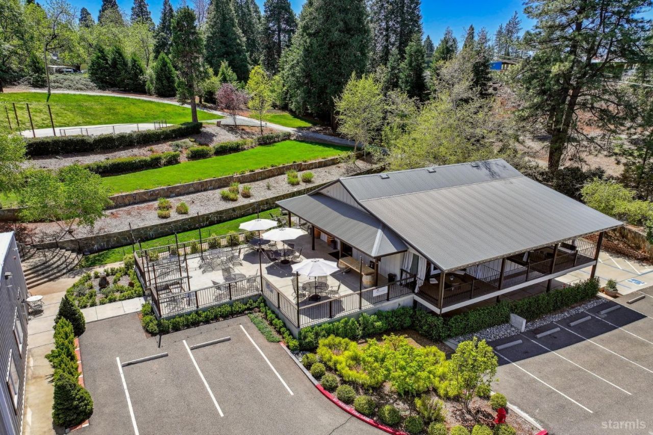 2875 Larsen Drive, Camino, CA 95709 Photo