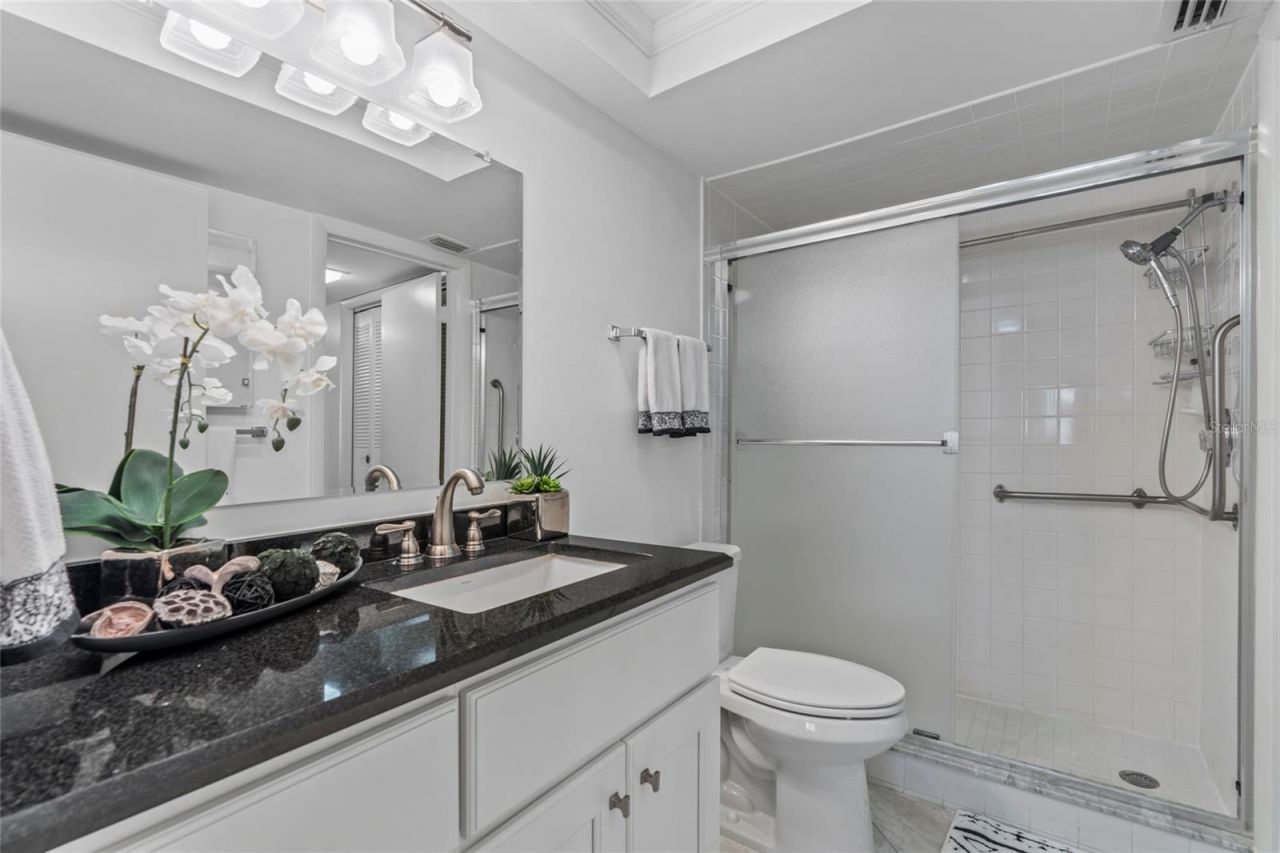 4900 Brittany Drive S, Unit 808, Saint Petersburg, FL 33715 Photo