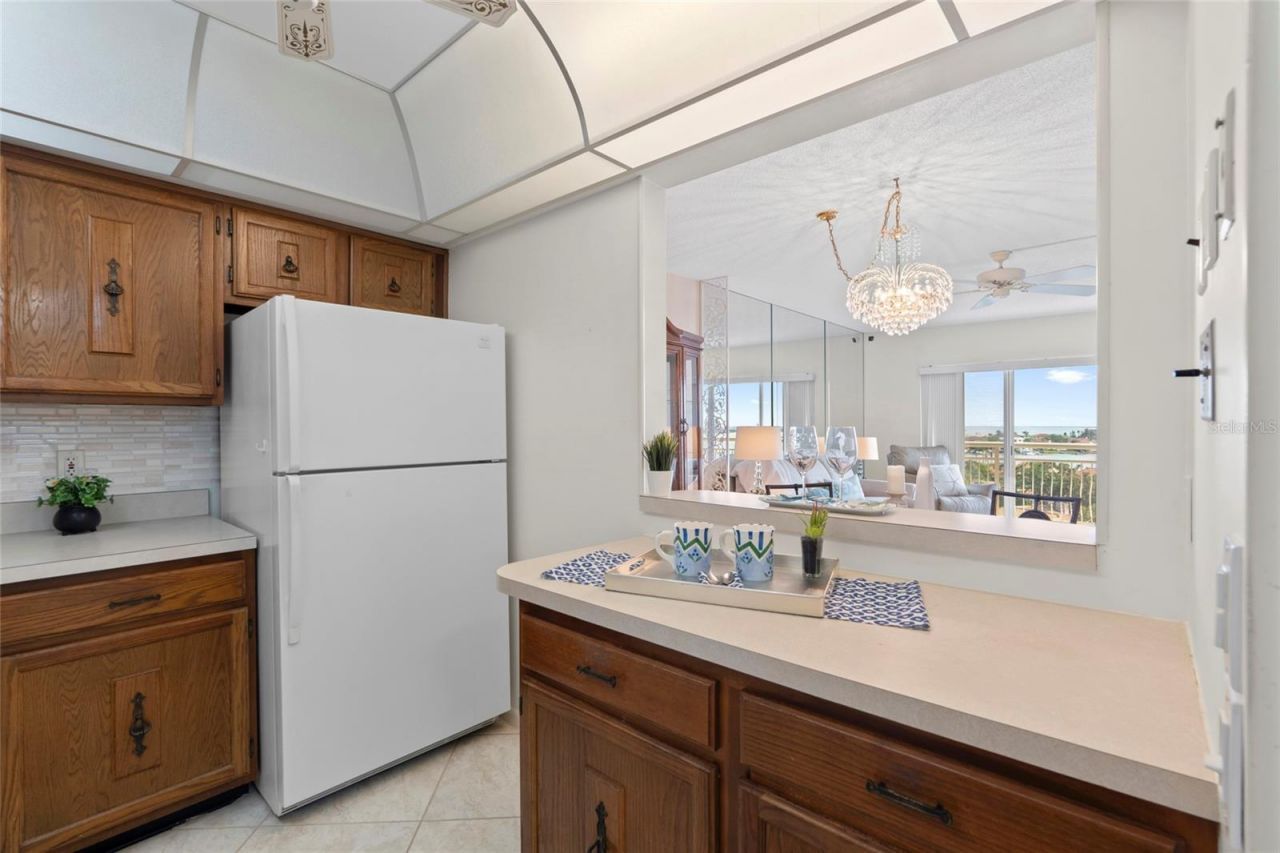 4900 Brittany Drive S, Unit 808, Saint Petersburg, FL 33715 Photo