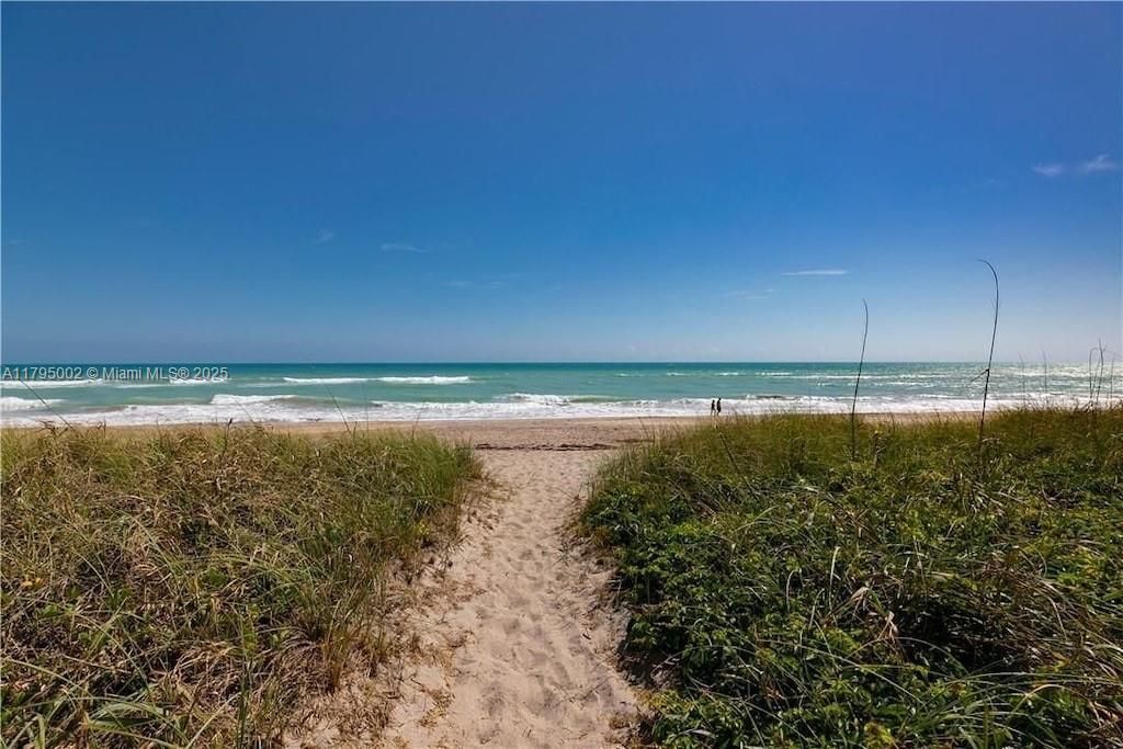 11000 S Ocean Dr, Unit 211, Jensen Beach, FL 34957 Photo