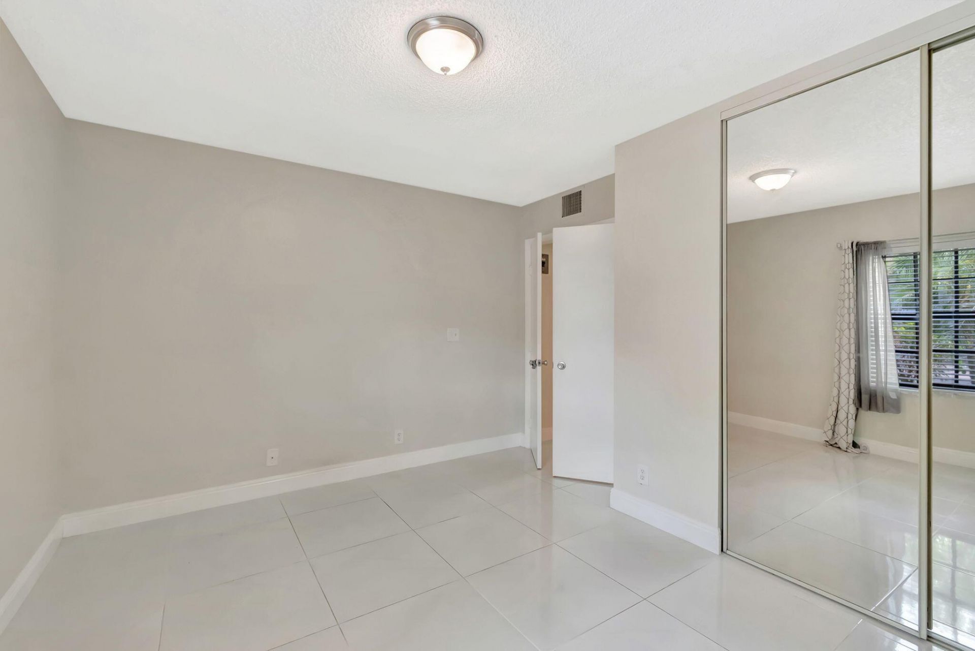 5438 Verona Drive, Unit H, Boynton Beach, FL 33437 Photo