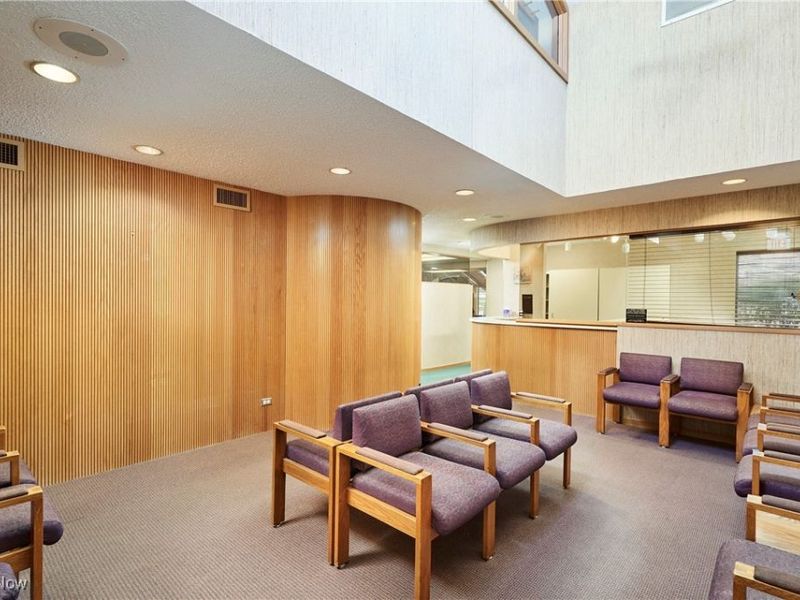 3500 W Market Street, Unit 1, Fairlawn, OH 44333 Photo 5