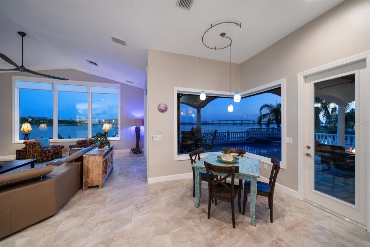 14 Sunset Bay Drive, Belleair, FL 33756 Photo