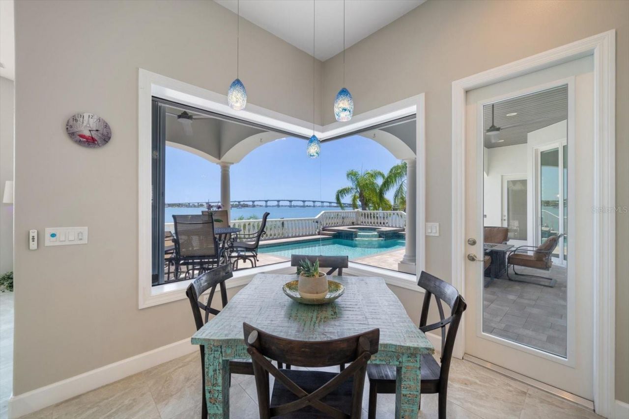 14 Sunset Bay Drive, Belleair, FL 33756 Photo