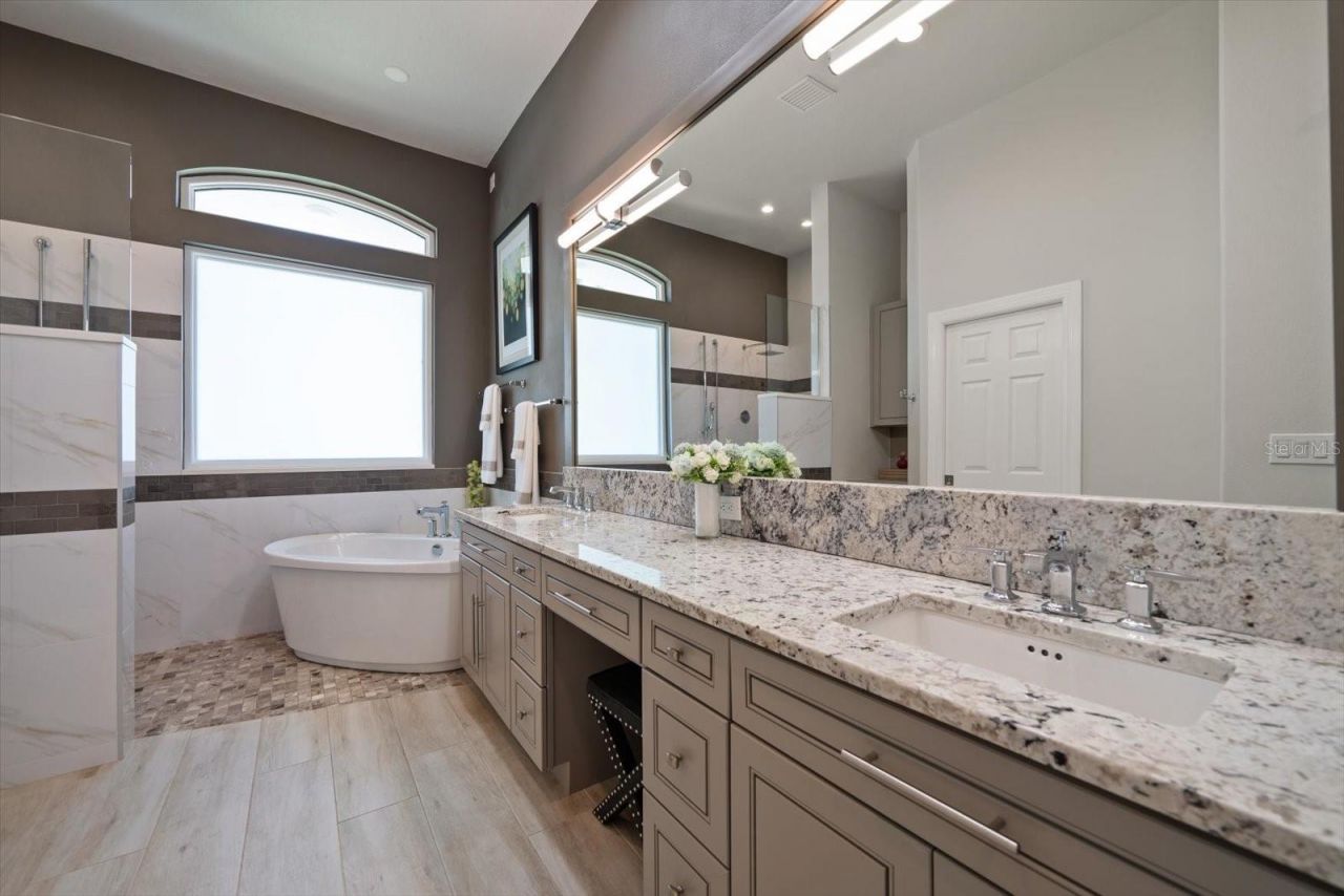 14 Sunset Bay Drive, Belleair, FL 33756 Photo