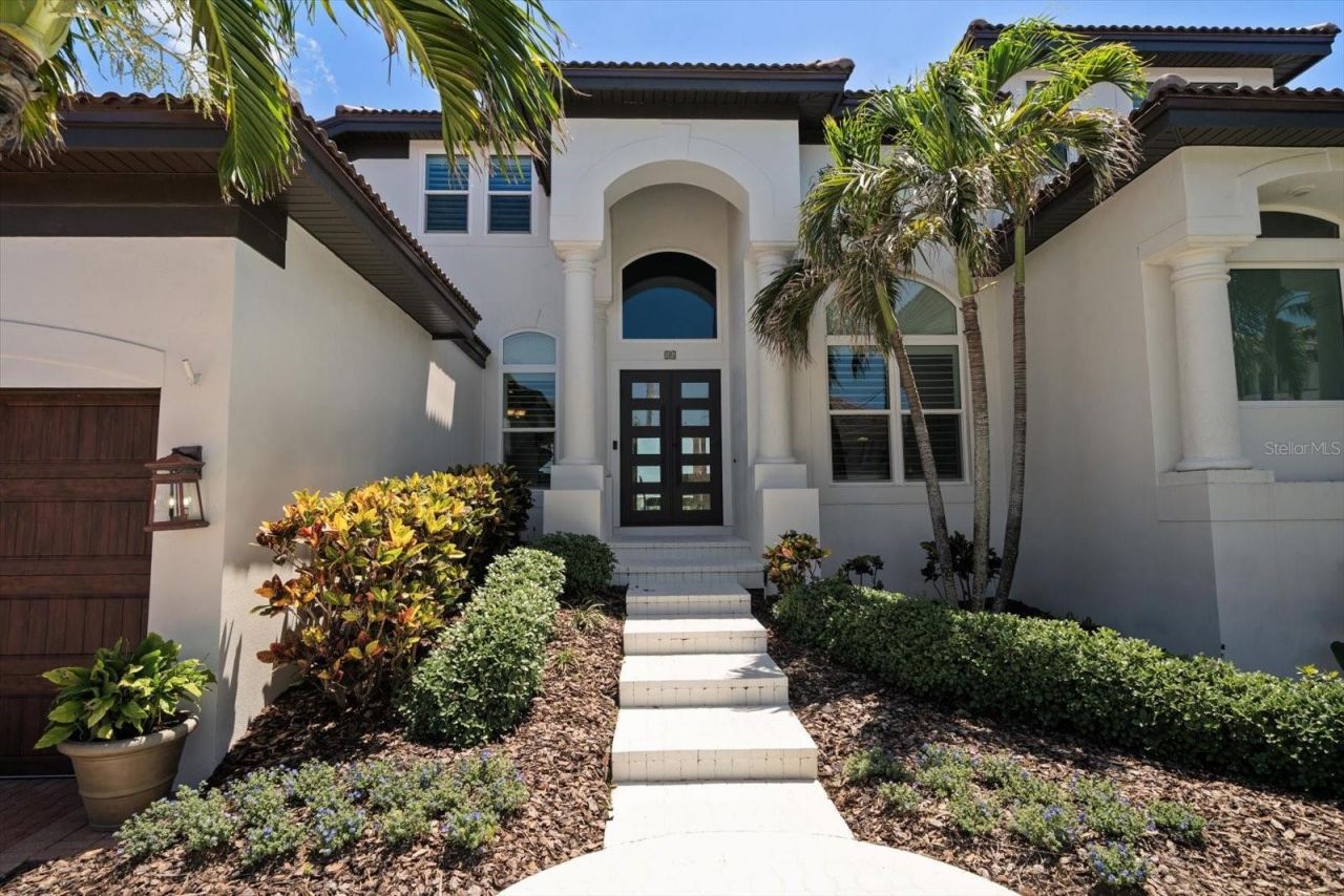 14 Sunset Bay Drive, Belleair, FL 33756 Photo