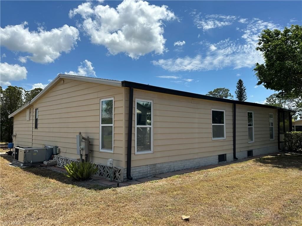 26249 Squire Ln, Bonita Springs, FL 34135 Photo