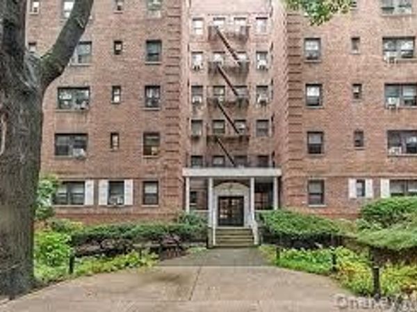 83-75 118th Street, Unit 4H, Kew Gardens, NY 11415