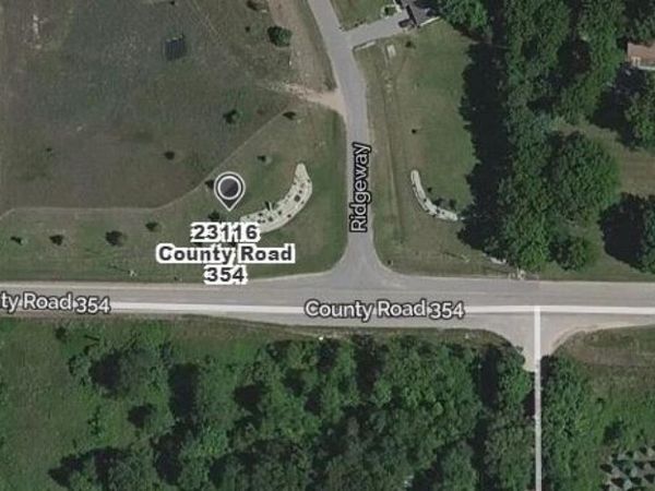 23116 CR 354, Lawton, MI 49065