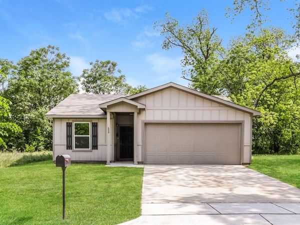 609 Sherman Street, Waco, TX 76704