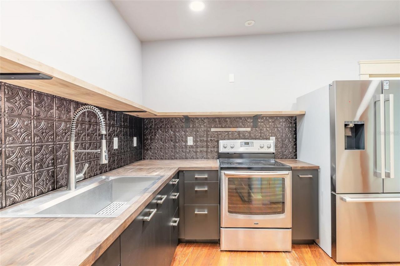 1112 Riverside Drive, Daytona Beach, FL 32117 Photo