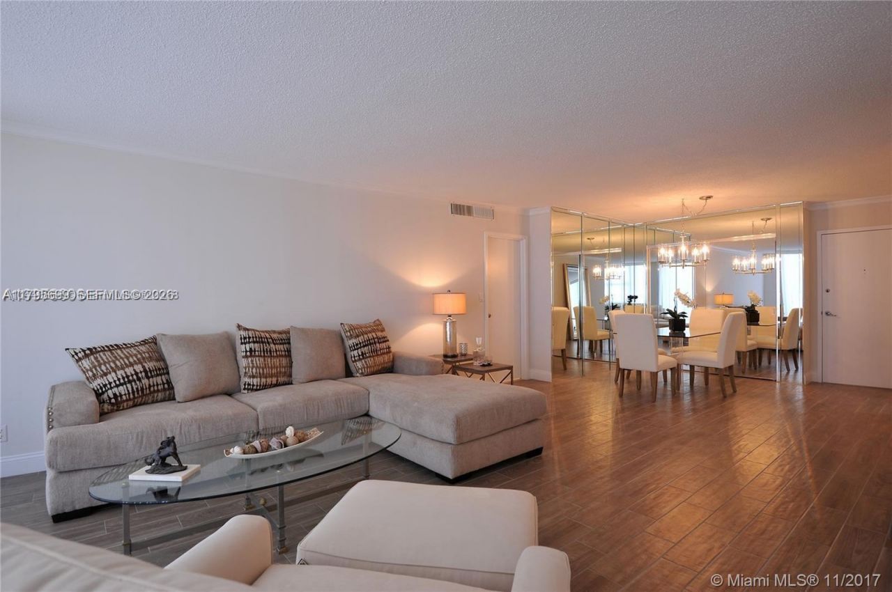2030 S Ocean Dr, Unit 1804, Hallandale Beach, FL 33009 Photo