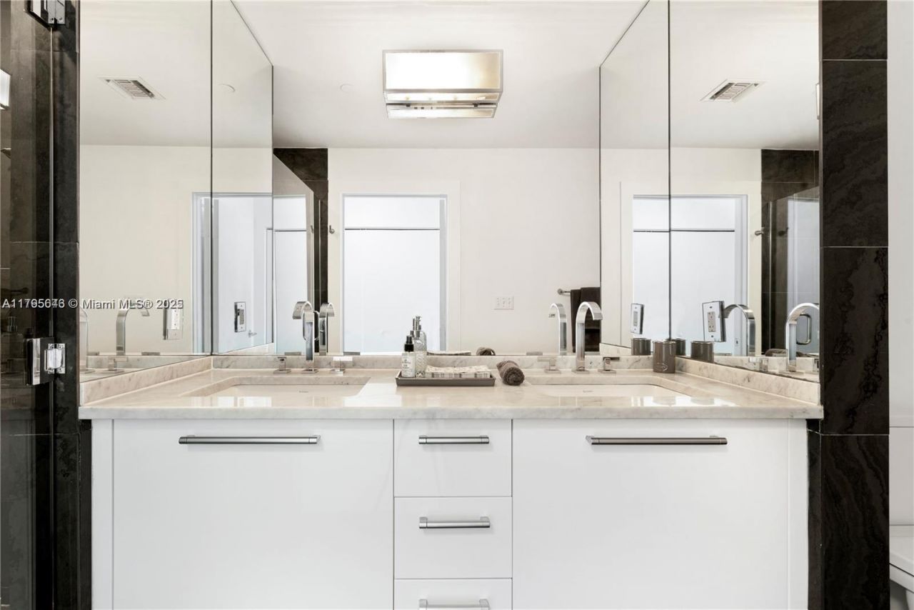 Please Call For Address, Unit 4010, Miami, FL 33132 Photo