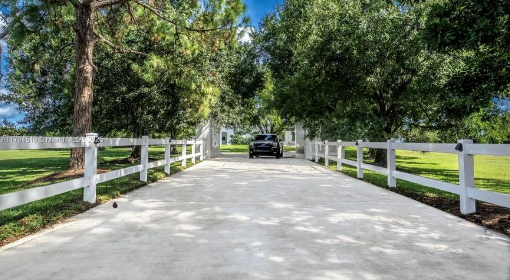 1901 SE Ranch Rd, Jupiter, FL 33478 Photo