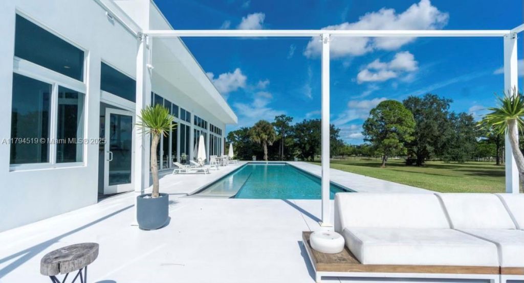 1901 SE Ranch Rd, Jupiter, FL 33478 Photo