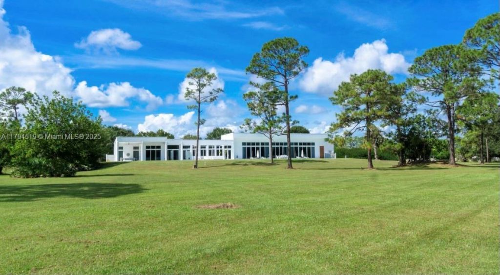 1901 SE Ranch Rd, Jupiter, FL 33478 Photo