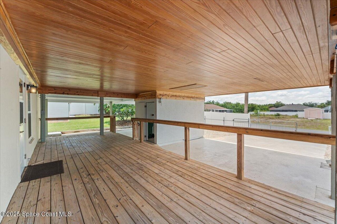 8865 Central Avenue, Micco, FL 32976 Photo