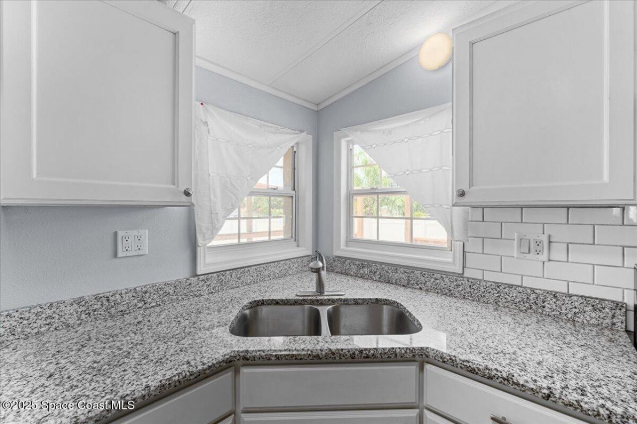 8865 Central Avenue, Micco, FL 32976 Photo