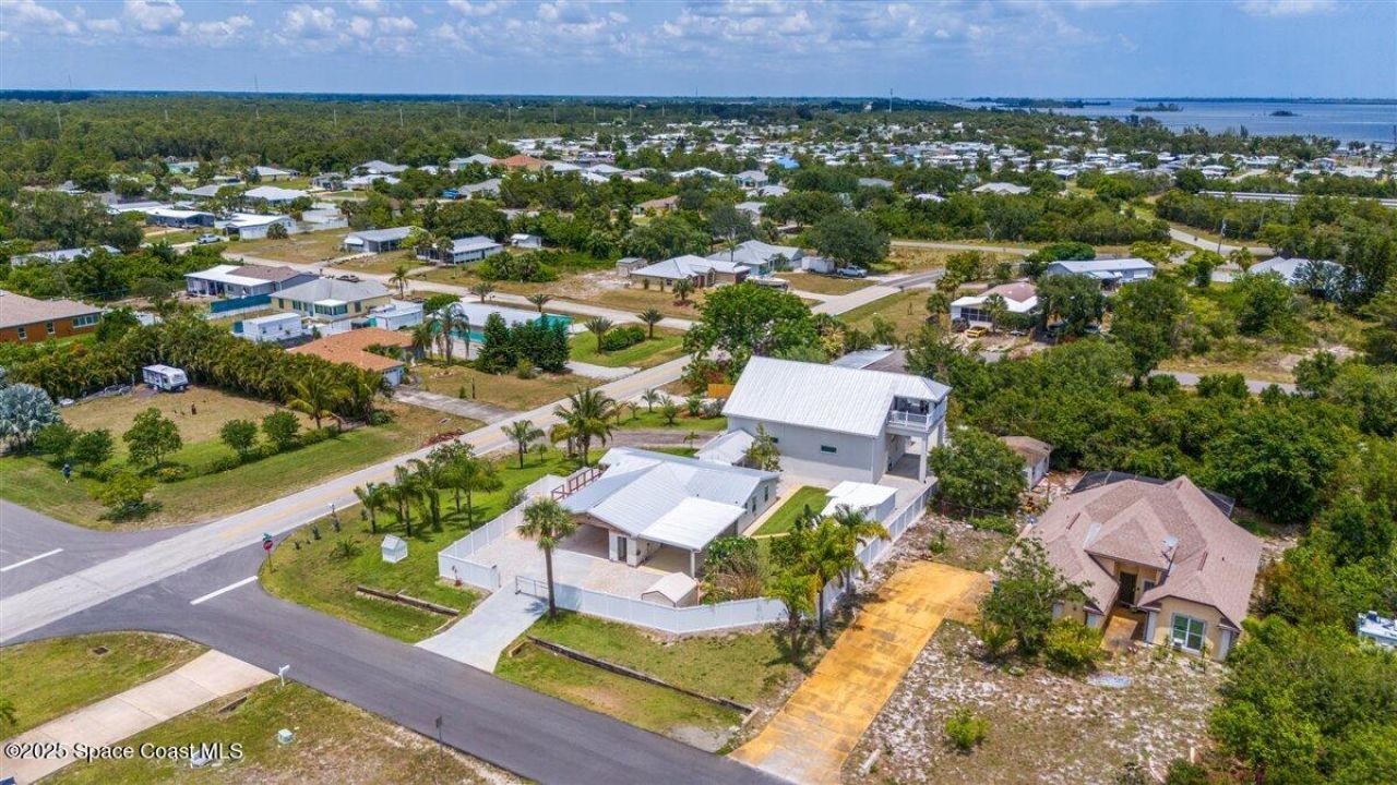 8865 Central Avenue, Micco, FL 32976 Photo