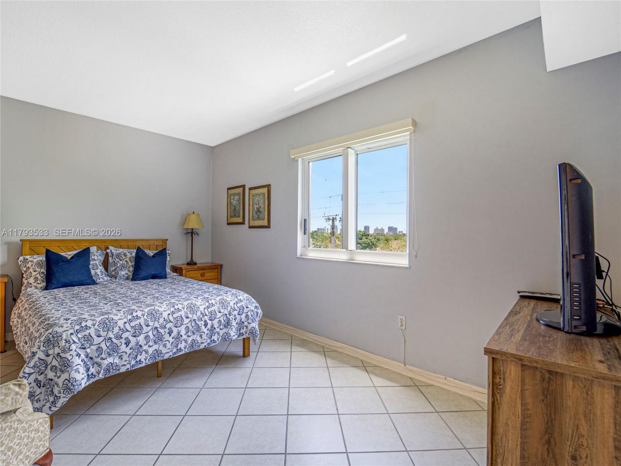 3500 Coral Way, Unit 413, Miami, FL 33145 Photo