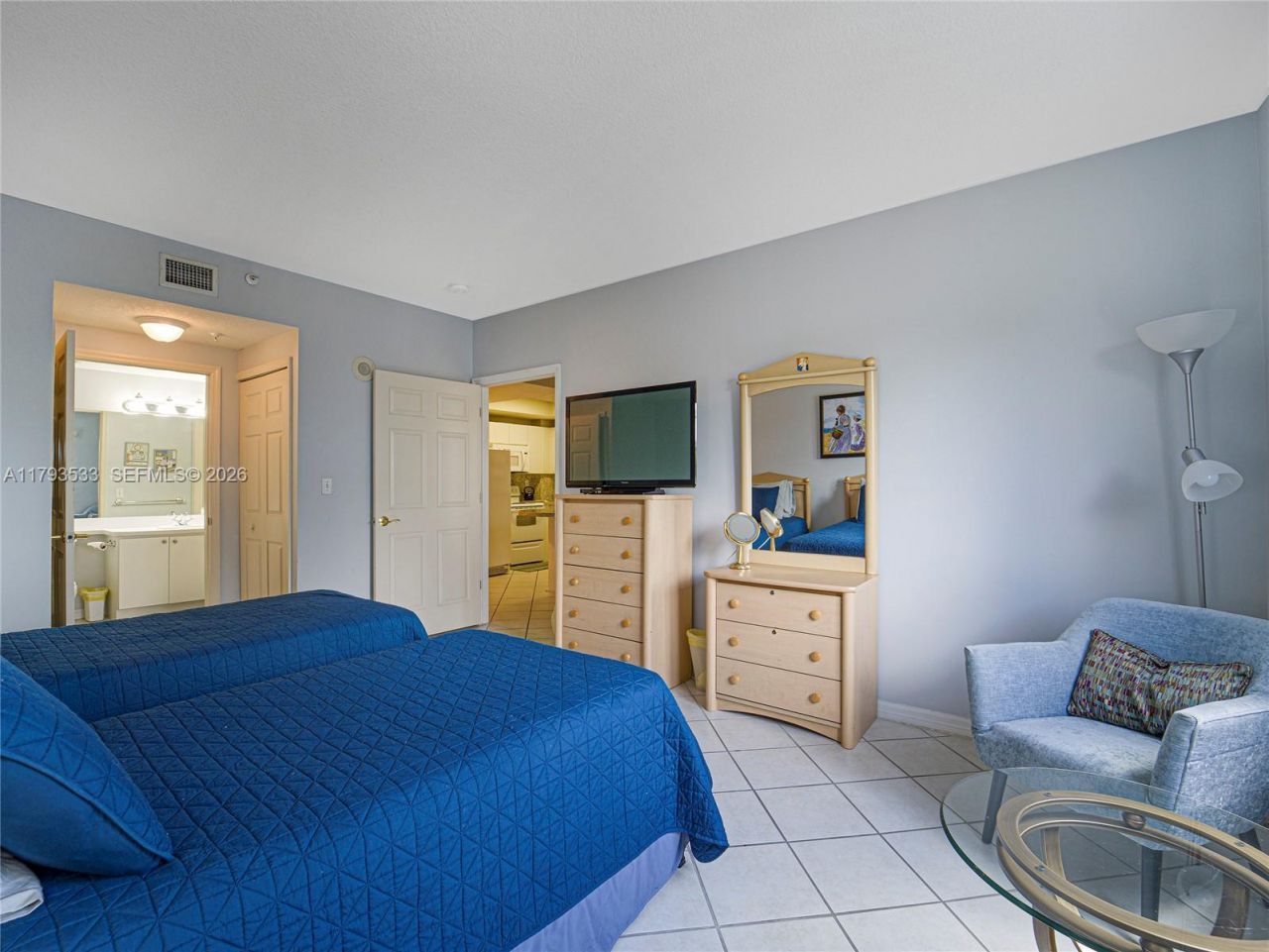 3500 Coral Way, Unit 413, Miami, FL 33145 Photo