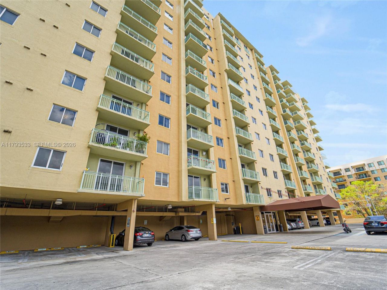 3500 Coral Way, Unit 413, Miami, FL 33145 Photo