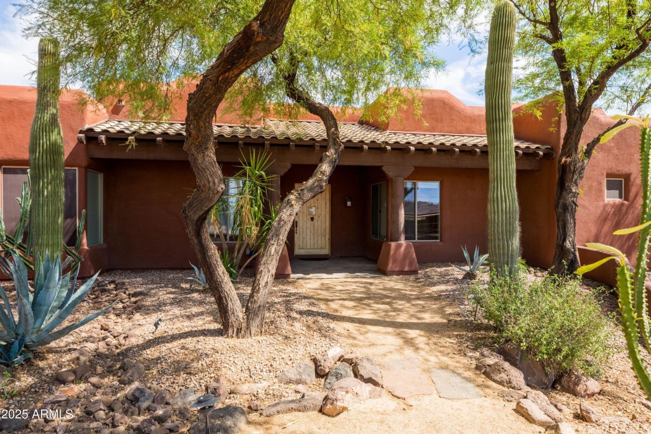 43011 N 18th Street, New River, AZ 85087 Main Photo