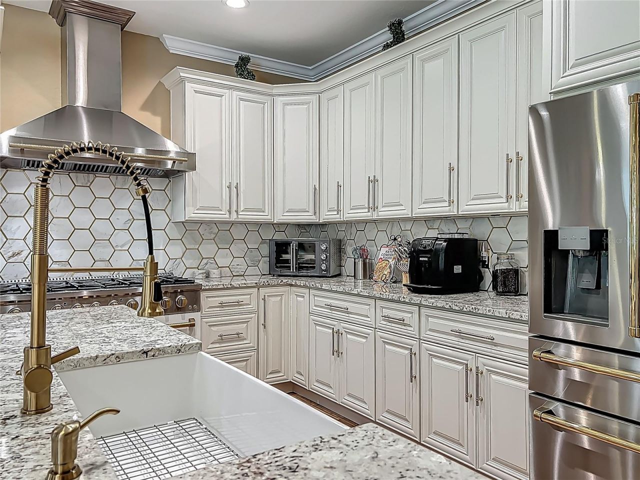 3008 Sutton Woods Drive, Plant City, FL 33566 Photo