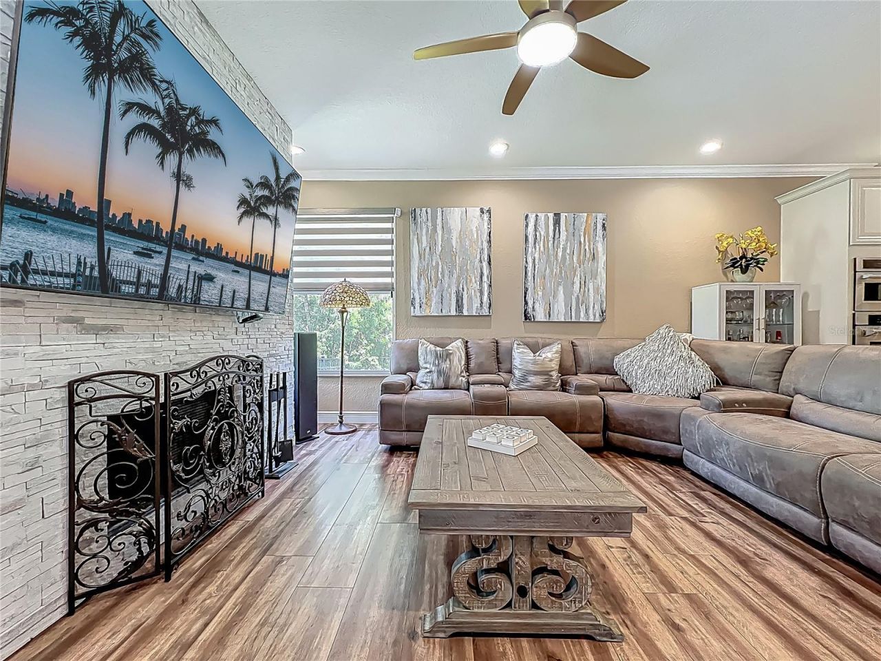 3008 Sutton Woods Drive, Plant City, FL 33566 Photo