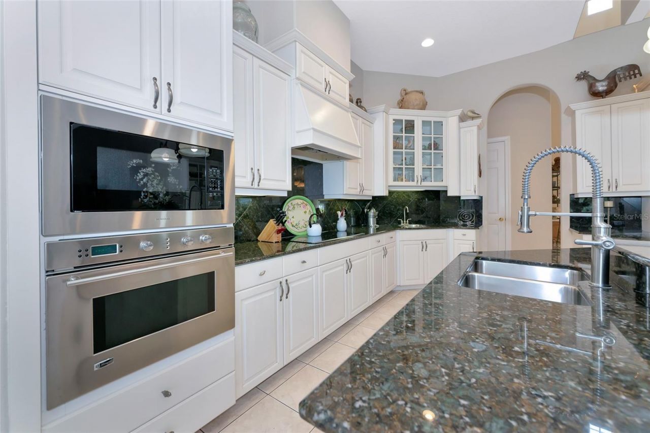 4700 Mainsail Drive, Bradenton, FL 34208 Photo