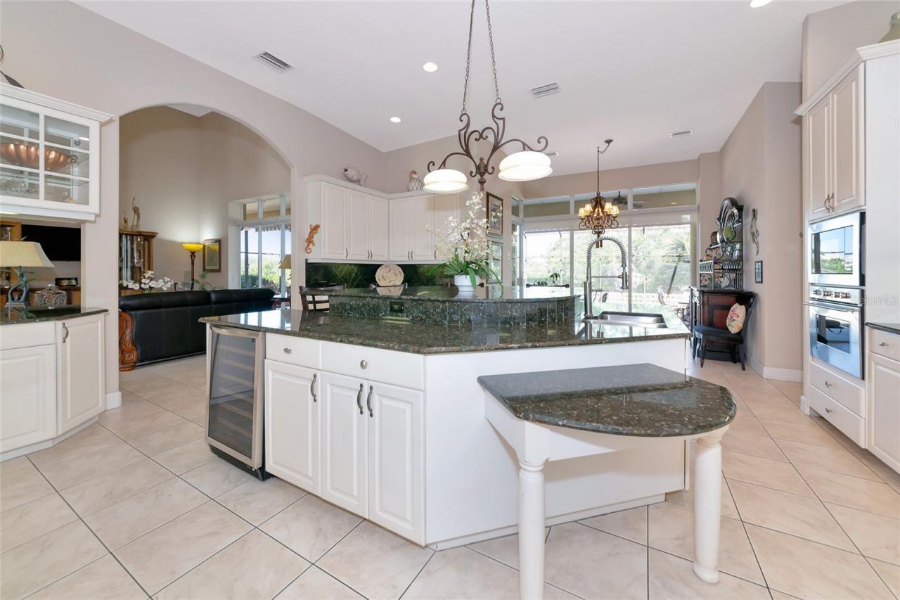 4700 Mainsail Drive, Bradenton, FL 34208 Photo