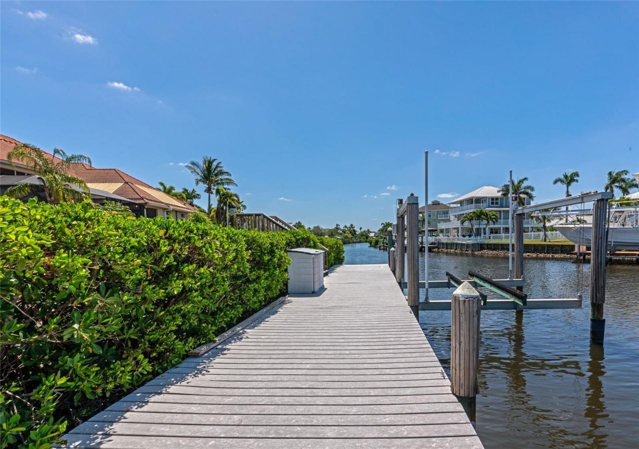 4700 Mainsail Drive, Bradenton, FL 34208 Photo