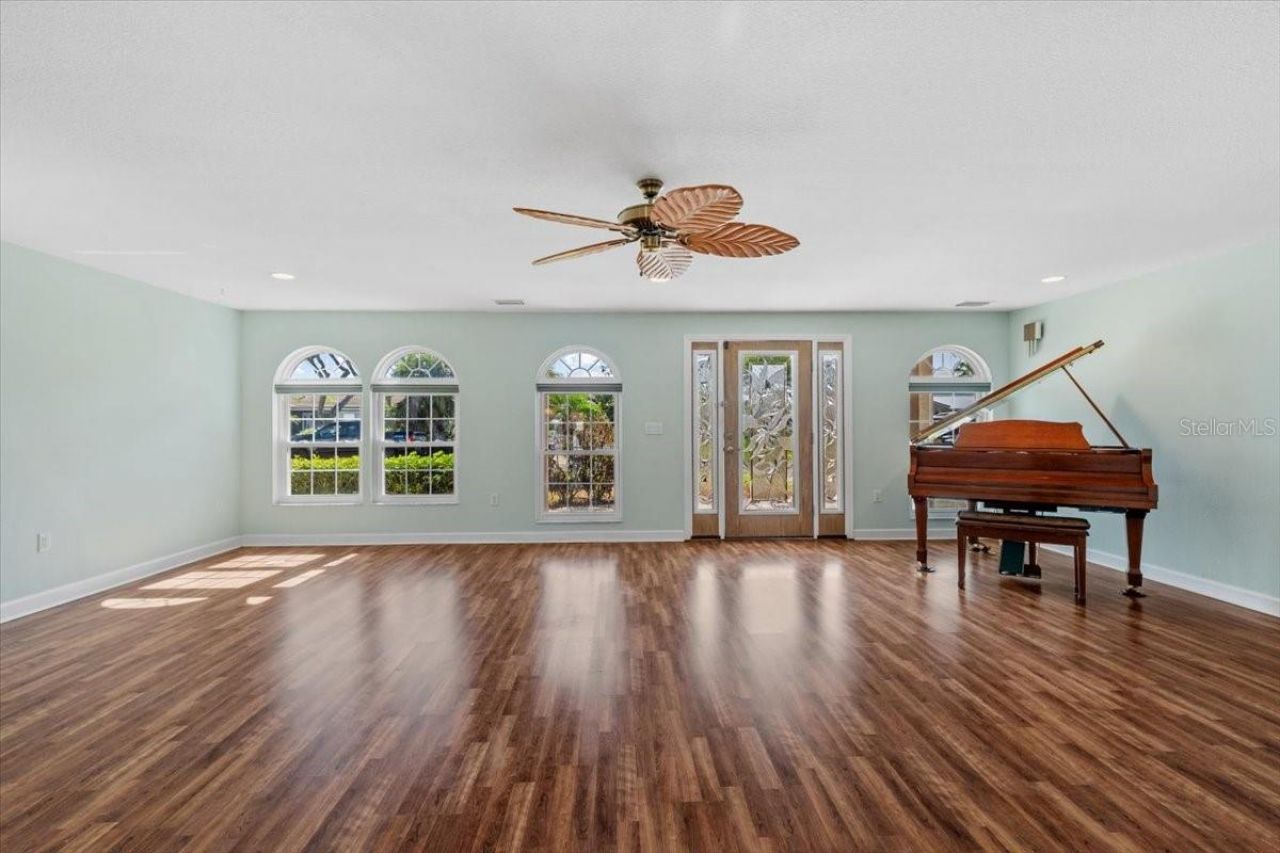 4531 44th Street S, Saint Petersburg, FL 33711 Photo