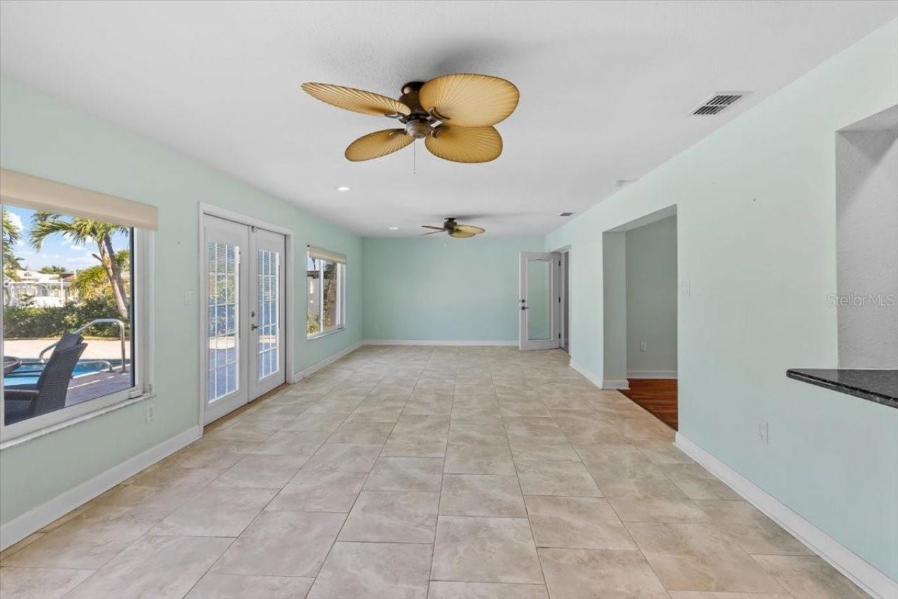 4531 44th Street S, Saint Petersburg, FL 33711 Photo