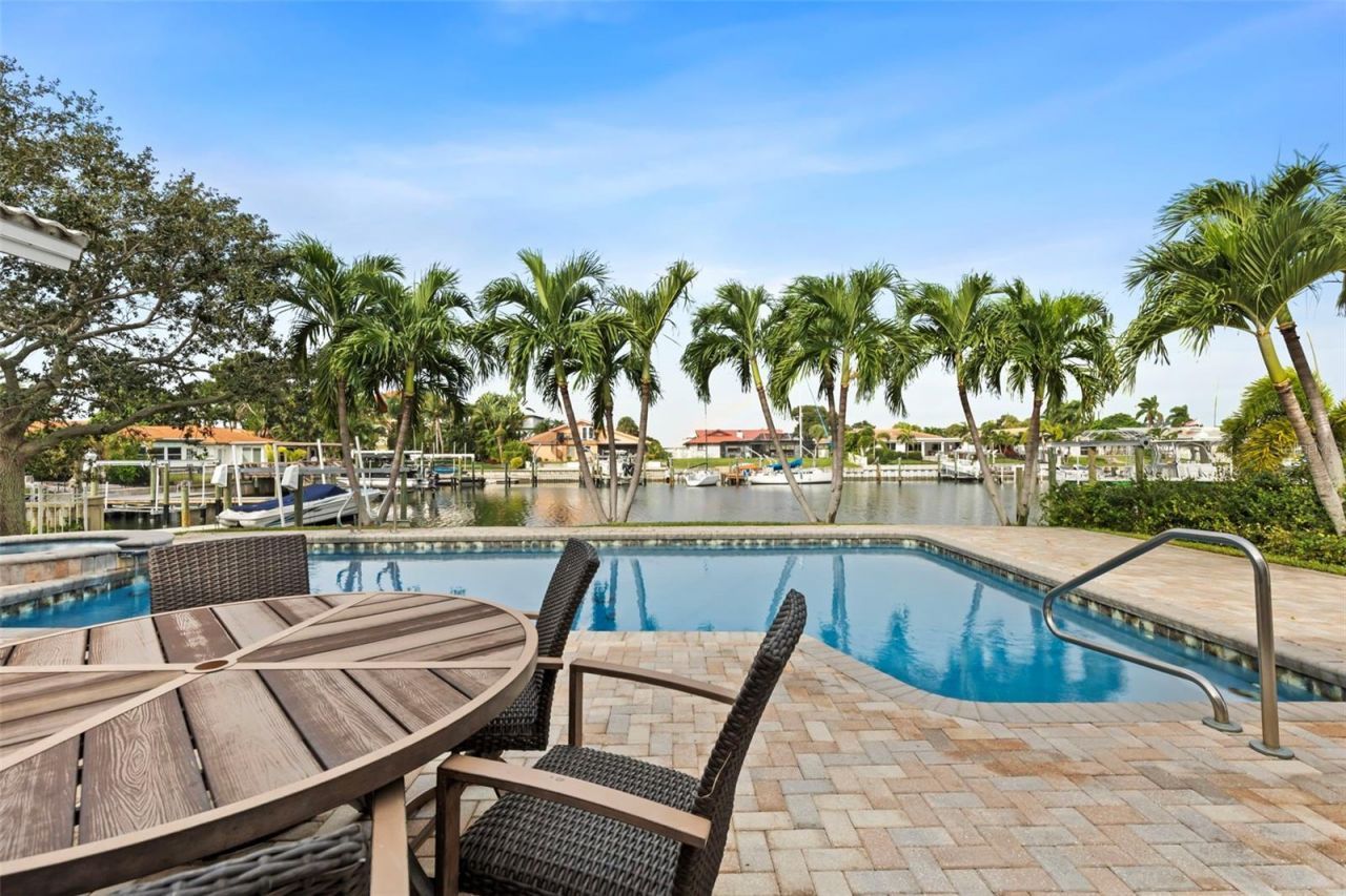 4531 44th Street S, Saint Petersburg, FL 33711 Photo