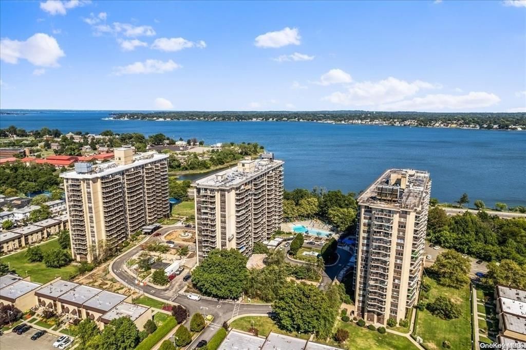 18-15 215th Street, Unit 4H, Bayside, NY 11360 Main Photo