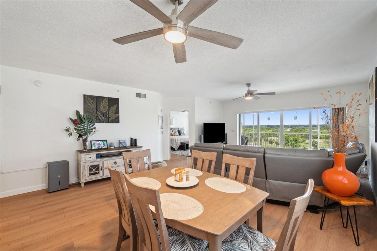 1200 Country Club Drive, Unit 5506, Largo, FL 33771 Photo