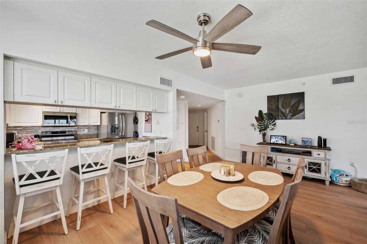 1200 Country Club Drive, Unit 5506, Largo, FL 33771 Photo