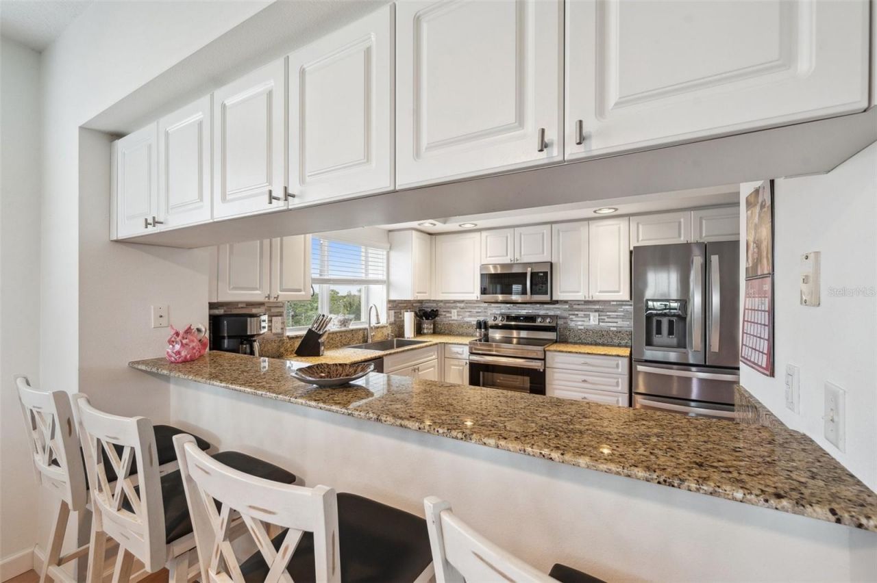 1200 Country Club Drive, Unit 5506, Largo, FL 33771 Photo