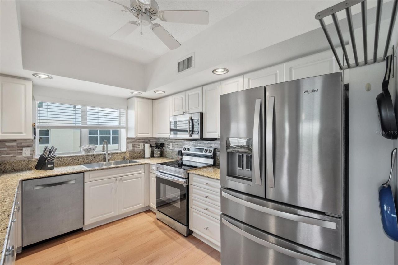 1200 Country Club Drive, Unit 5506, Largo, FL 33771 Photo